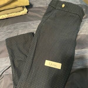 Ivanka Trump skinny pant